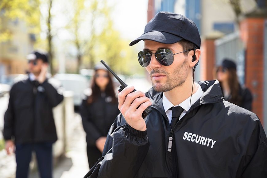 5 Reasons to Hire a Security Guard for Your Business